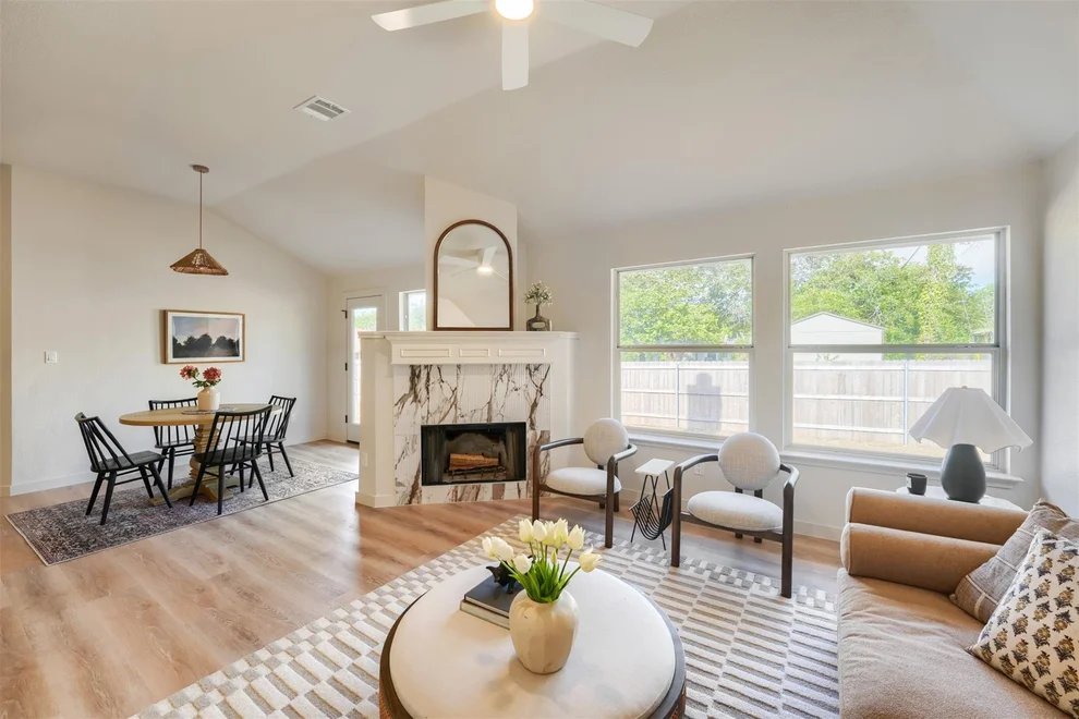 Unit for sale at 1012 N Railroad Ave, Pflugerville, TX 78660