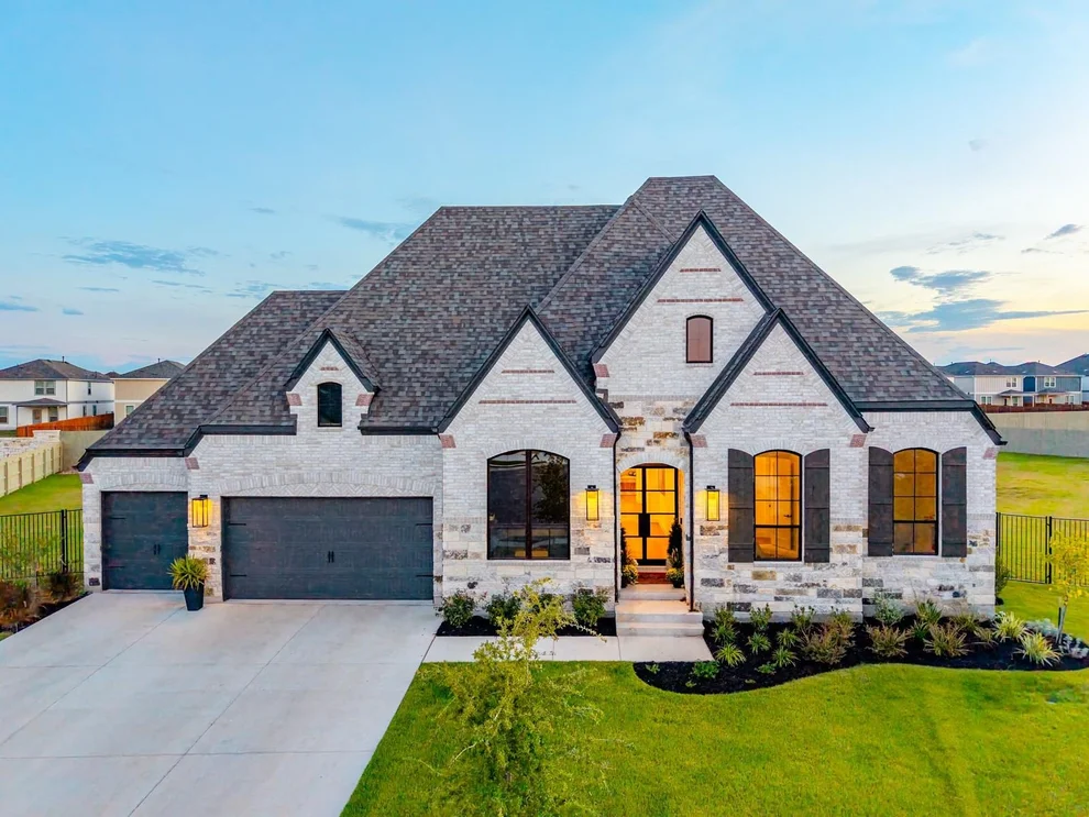 Unit for sale at 511 Irvine CIR, Liberty Hill, TX 78642