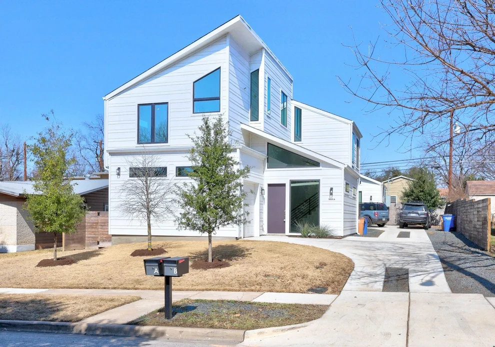 Unit for sale at 106 W CROSLIN ST, Austin, TX 78752