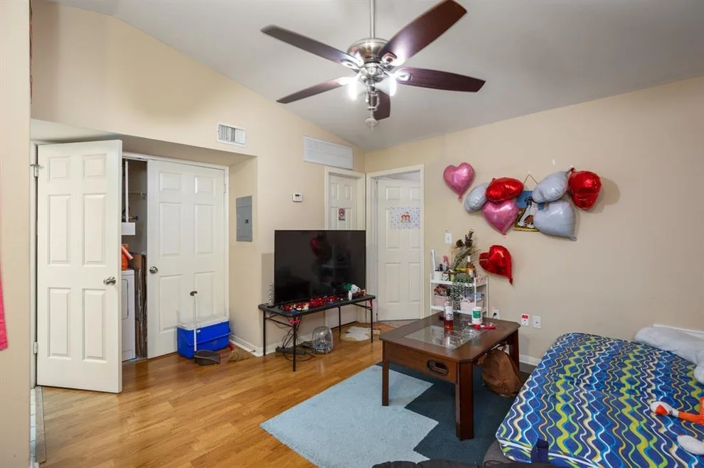 Unit for sale at 501 W 26th ST, Austin, TX 78705
