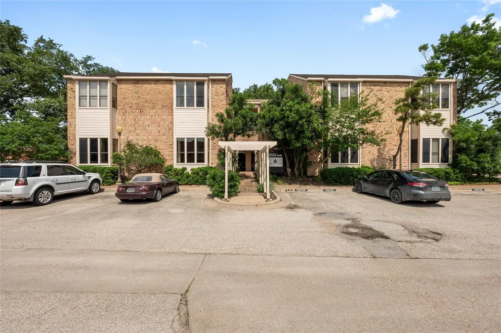 Unit for sale at 3624 N Hills DR, Austin, TX 78731