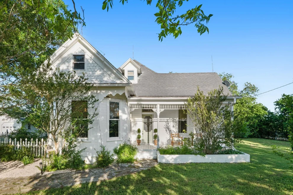 Unit for sale at 17919 Manda Carlson RD, Manor, TX 78653