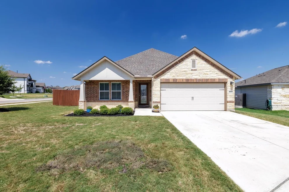 Unit for sale at 1009 Bright Star CV, Georgetown, TX 78628