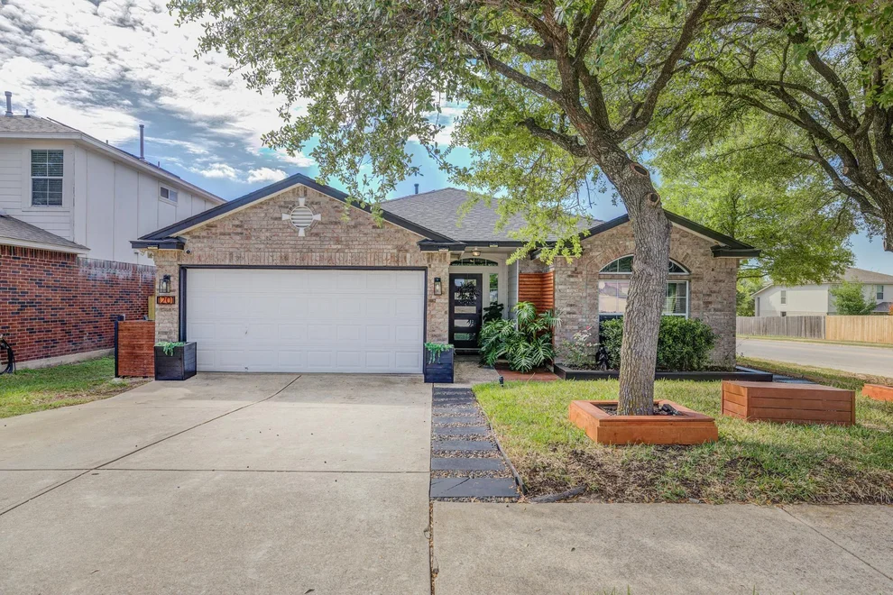 Unit for sale at 1201 N Darjeeling DR, Pflugerville, TX 78660