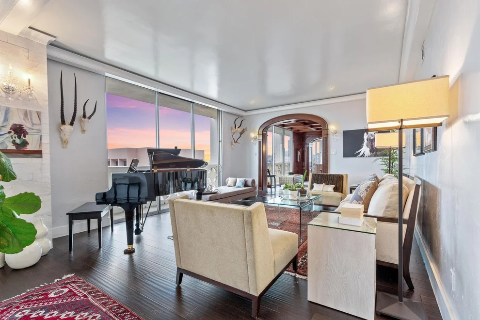 Unit for sale at 1801 Lavaca ST, Austin, TX 78701