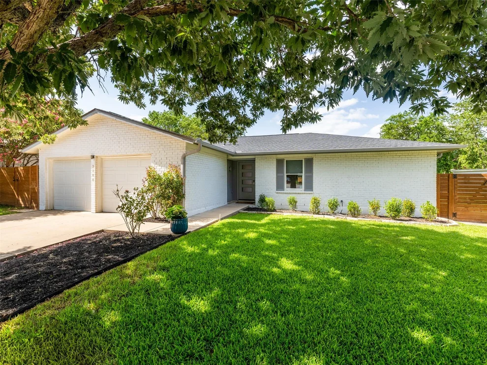 Unit for sale at 2800 Cornish CIR, Austin, TX 78745