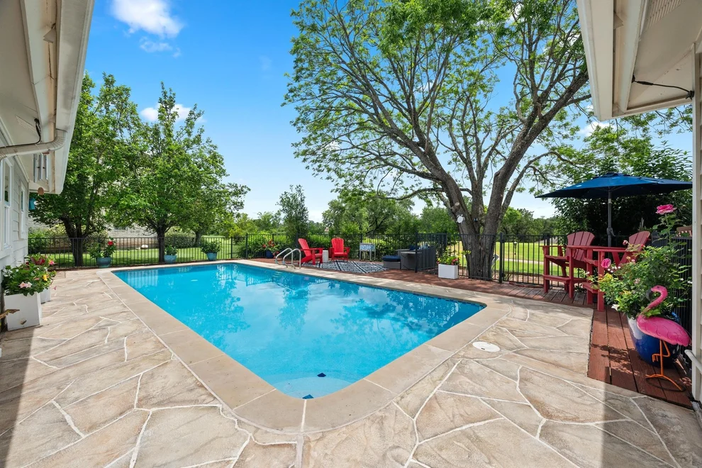 Unit for sale at 1811 Cando CT, Lakeway, TX 78734
