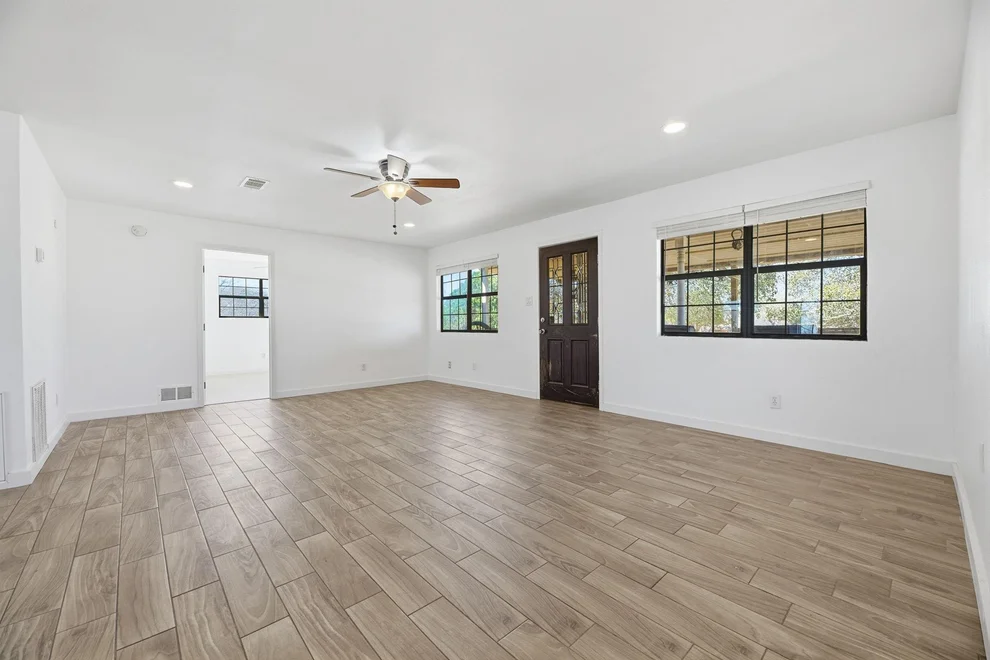 Unit for sale at 1451 FM 20, Bastrop, TX 78602