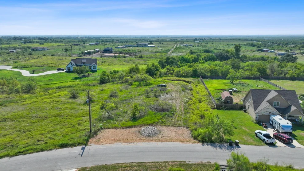 Unit for sale at 296 E Ridge LN, Niederwald, TX 78640