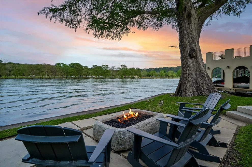 Unit for sale at 1401 N Weston LN, Austin, TX 78733
