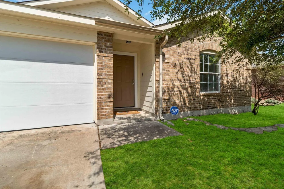 Unit for sale at 804 Lavaca LOOP, Elgin, TX 78621
