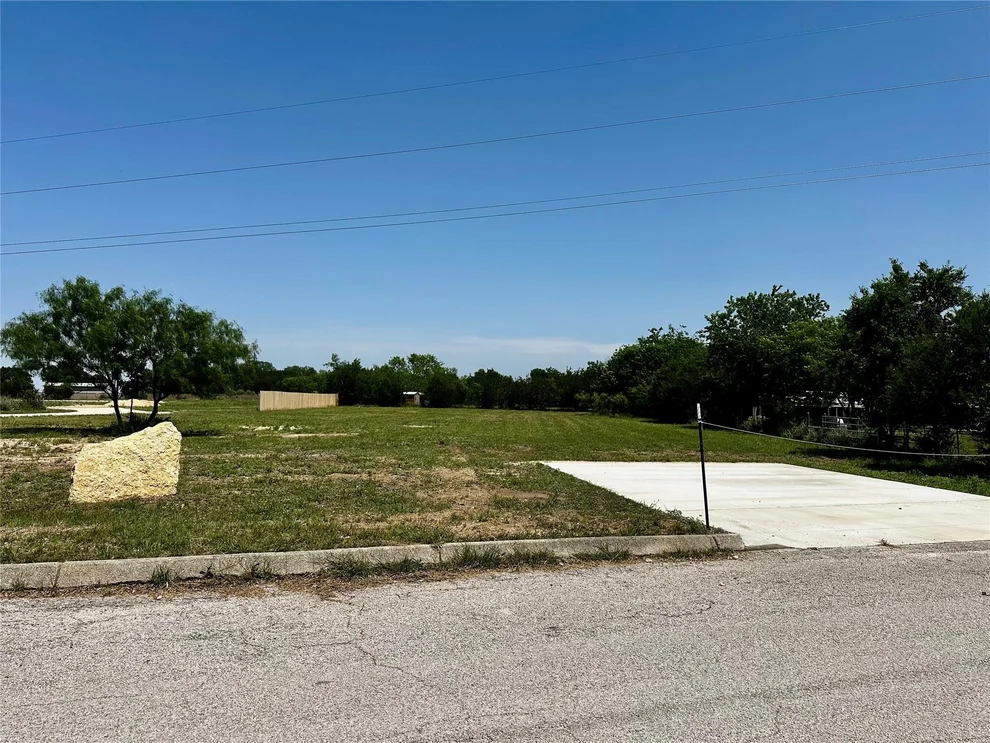 Unit for sale at 3 Saul, Lampasas, TX 76550