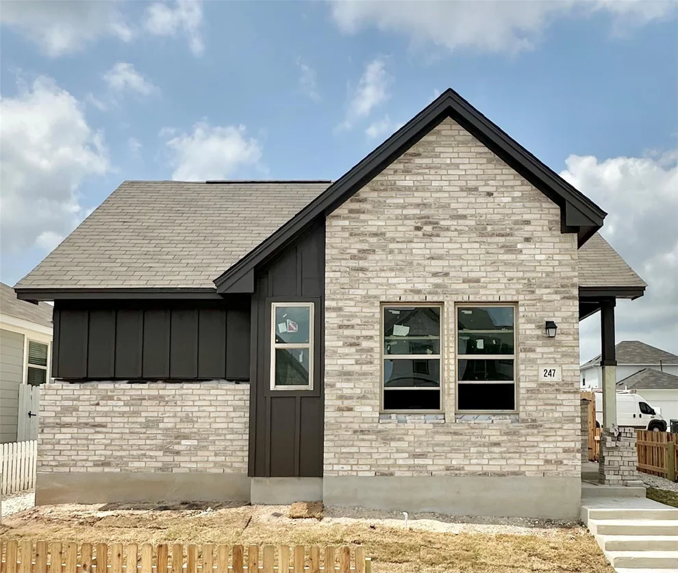 Unit for sale at 247 Rieber RD, Kyle, TX 78640