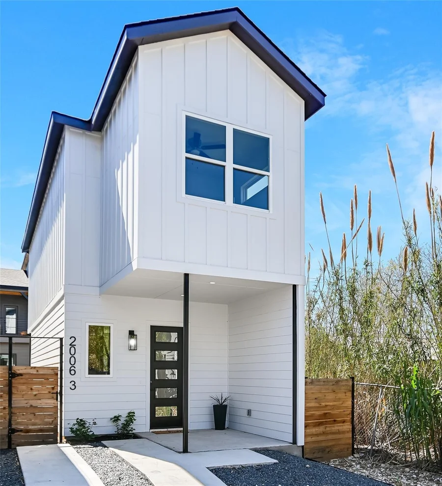 Unit for sale at 2006 Sl Davis Ave, Austin, TX 78702