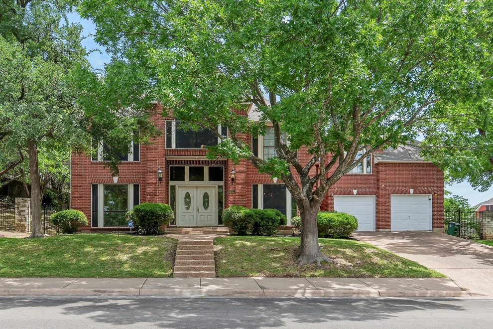 Unit for sale at 9002 Scotsman DR, Austin, TX 78750