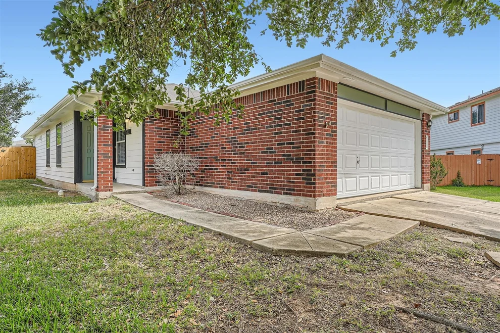 Unit for sale at 12404 Campana DR, Del Valle, TX 78617