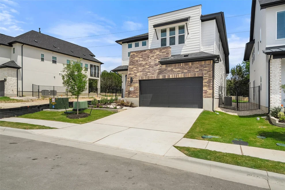Unit for sale at 2012 Kit CIR, Austin, TX 78758