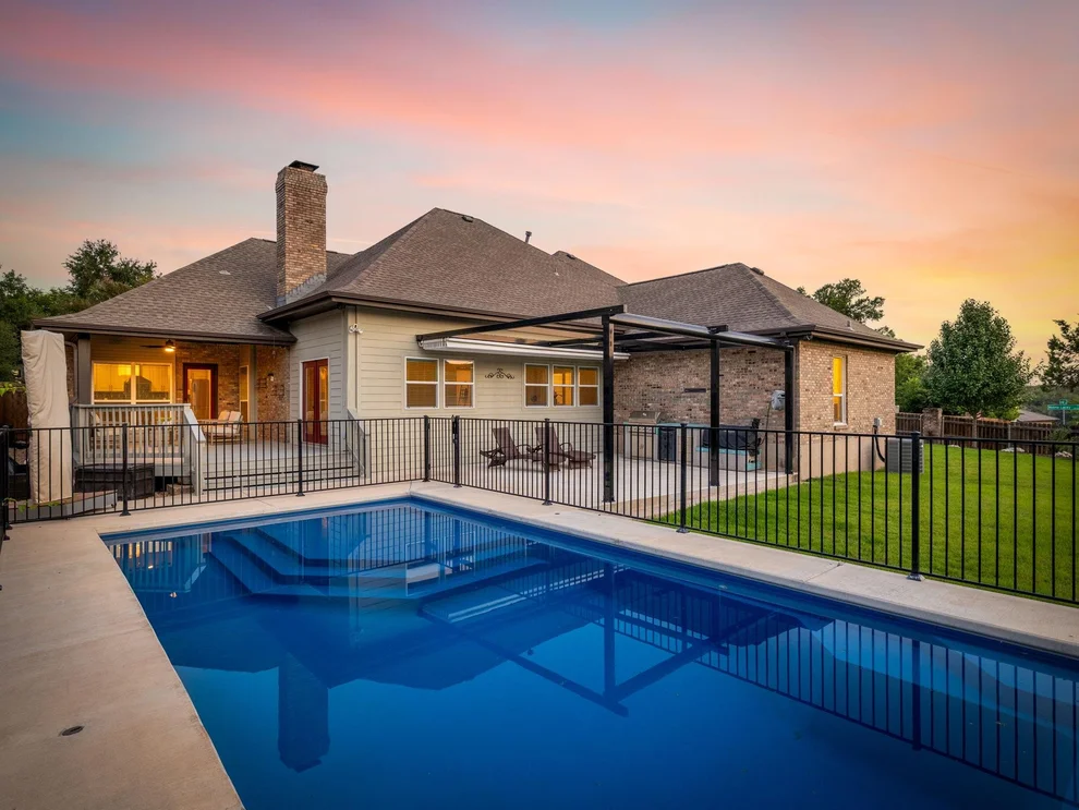 Unit for sale at 10310 Holme Lacey LN, Austin, TX 78750