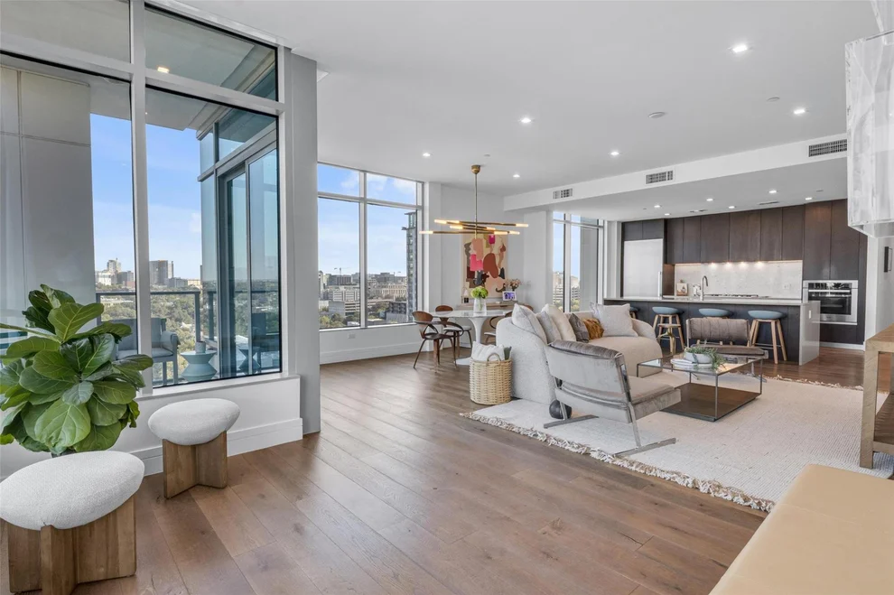 Unit for sale at 501 West Ave, Austin, TX 78701