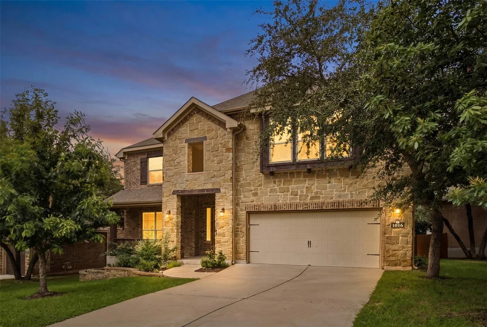 Unit for sale at 1016 Winding Way DR, Georgetown, TX 78628