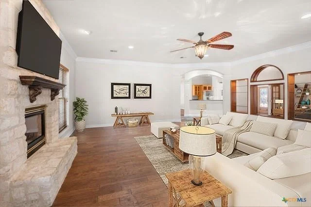 Unit for sale at 133 Rio Azul, Seguin, TX 78155