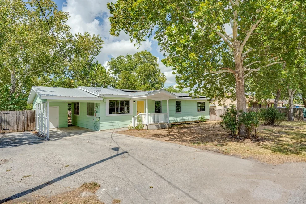 Unit for sale at 4948 Crossover RD, San Marcos, TX 78666