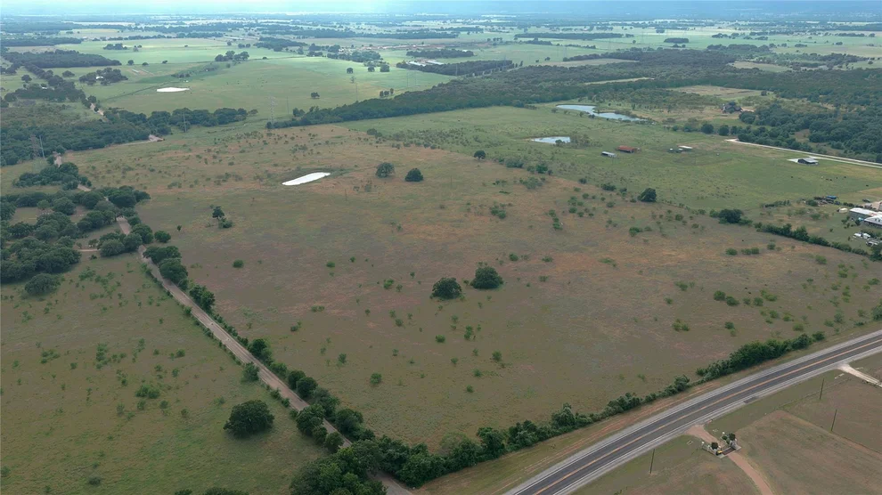 Unit for sale at 00 FM 933, Aquilla, TX 76622