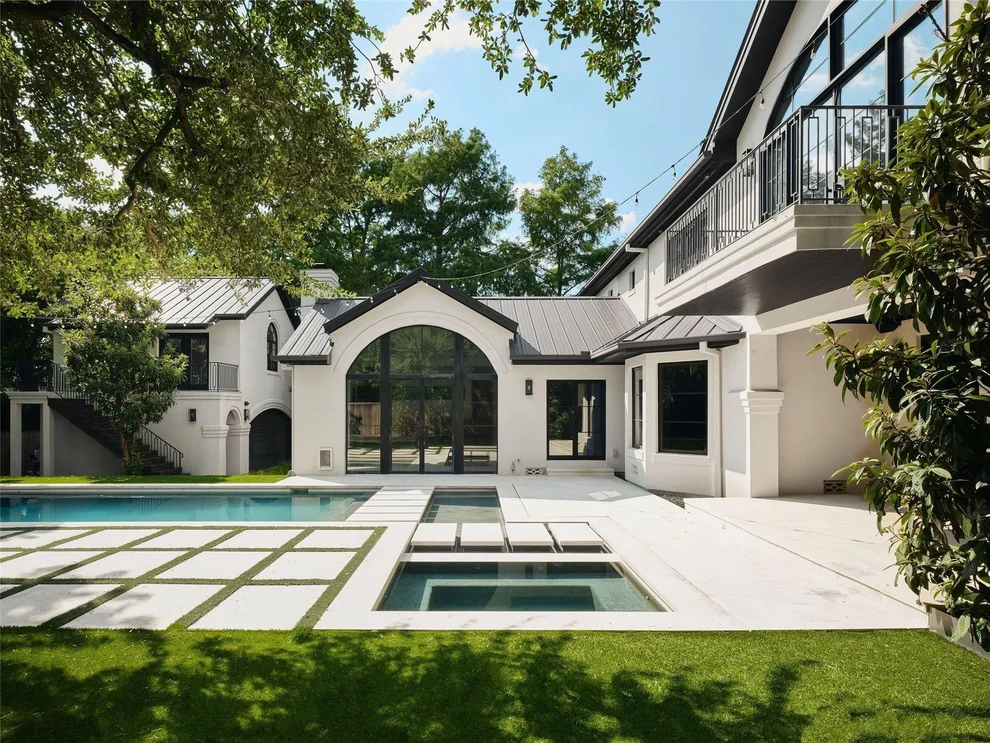 Unit for sale at 13 Niles RD, Austin, TX 78703