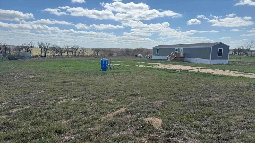 Unit for sale at 106 Spanish Oak RD, Dale, TX 78616