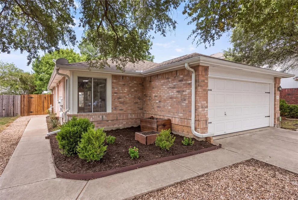 Unit for sale at 1513 Canon Yeomans TRL, Austin, TX 78748