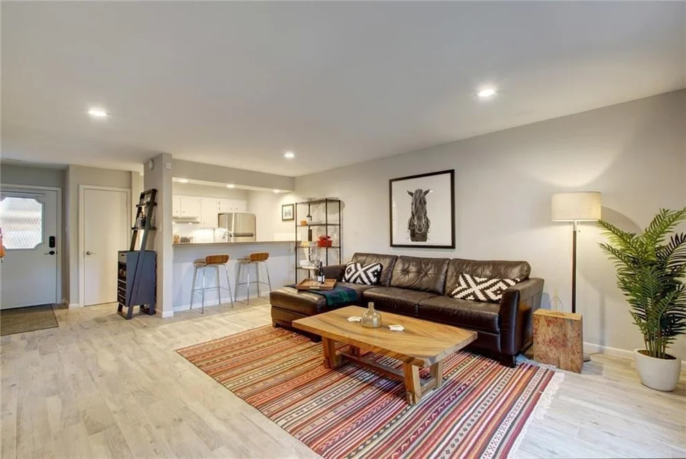 Unit for sale at 6501 E Hill DR, Austin, TX 78731