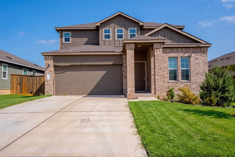 Unit for sale at 112 Perfect World LOOP, Jarrell, TX 76537