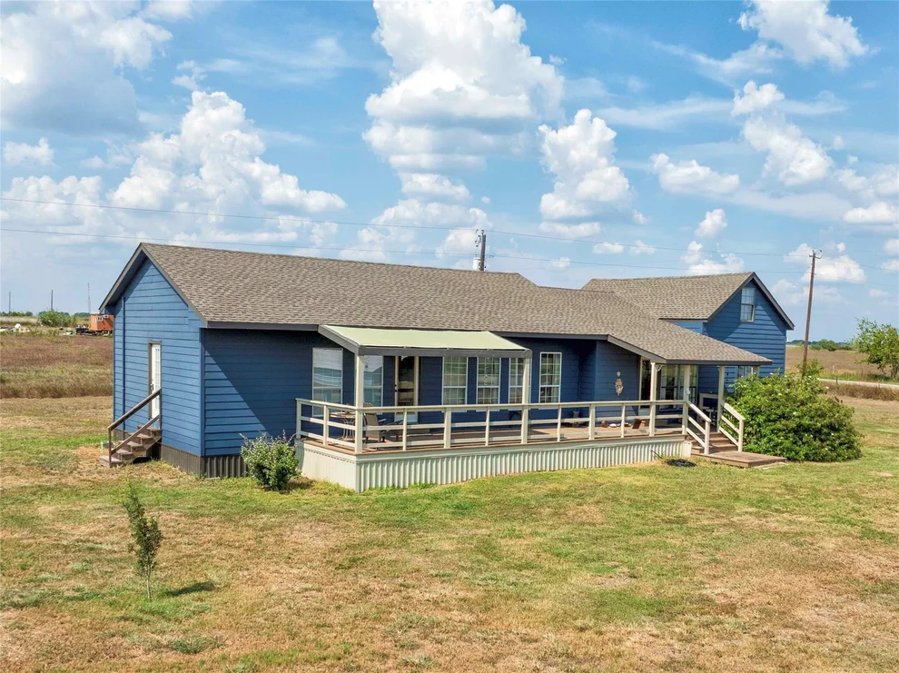 Unit for sale at 398 County Road 264 RD, Moulton, TX 77975