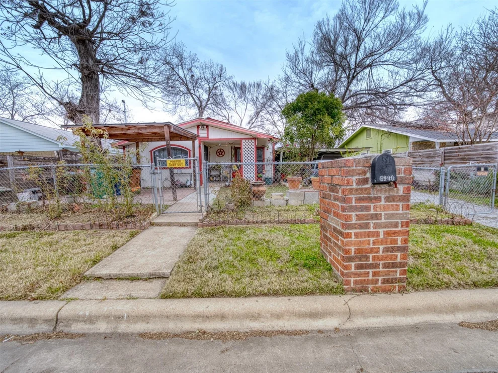 Unit for sale at 2900 Castro ST, Austin, TX 78702