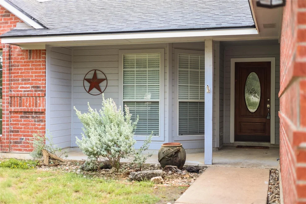Unit for sale at 21715 Ticonderoga Ave, Lago Vista, TX 78645