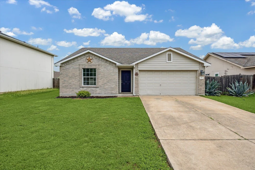 Unit for sale at 110 Rinehardt ST, Hutto, TX 78634