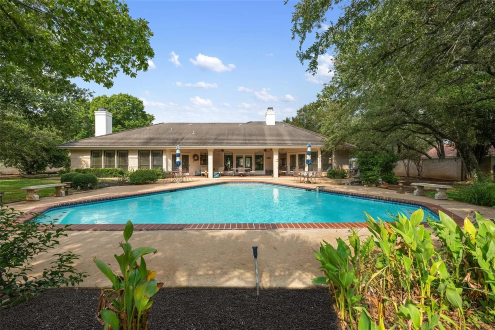 Unit for sale at 1201 Lakeway DR, Lakeway, TX 78734
