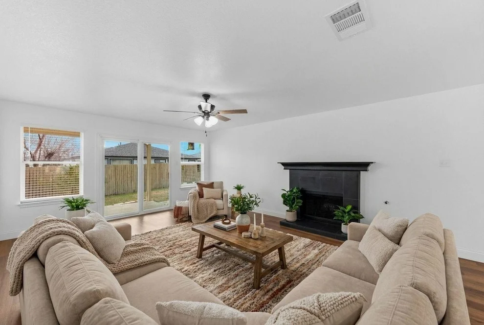 Unit for sale at 3817 Haleys WAY, Round Rock, TX 78665