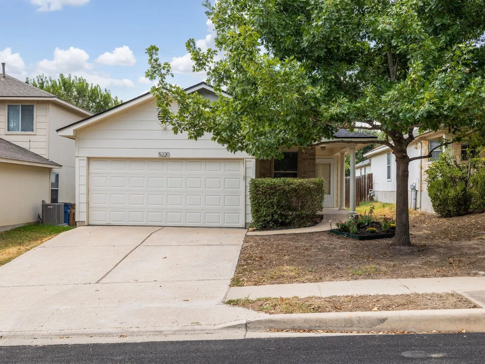 Unit for sale at 5220 Hutchinson DR, Austin, TX 78723