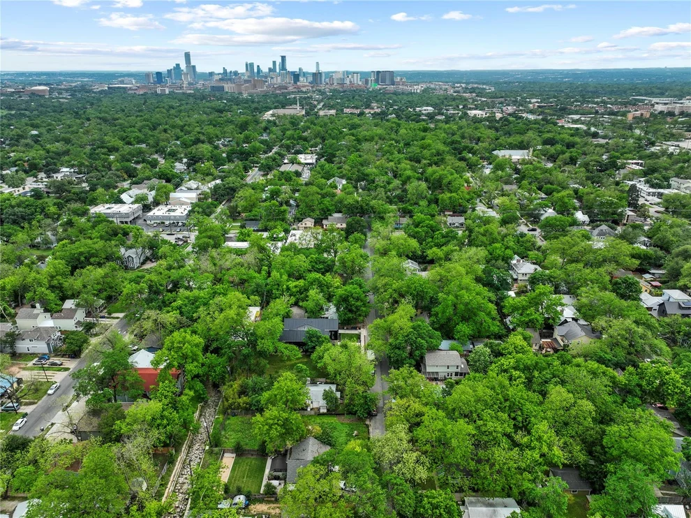 Unit for sale at 4521 Avenue D, Austin, TX 78751