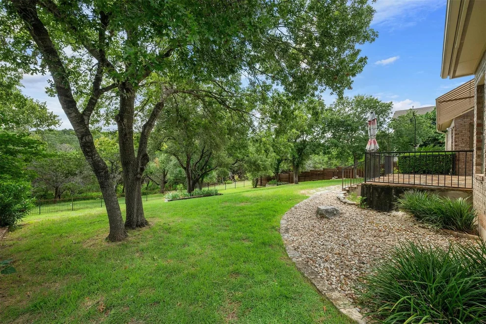 Unit for sale at 807 Palos Verdes DR, Lakeway, TX 78734