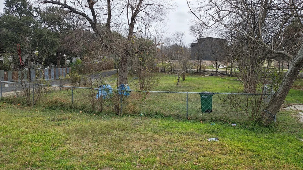 Unit for sale at 8613 Georgian DR, Austin, TX 78753