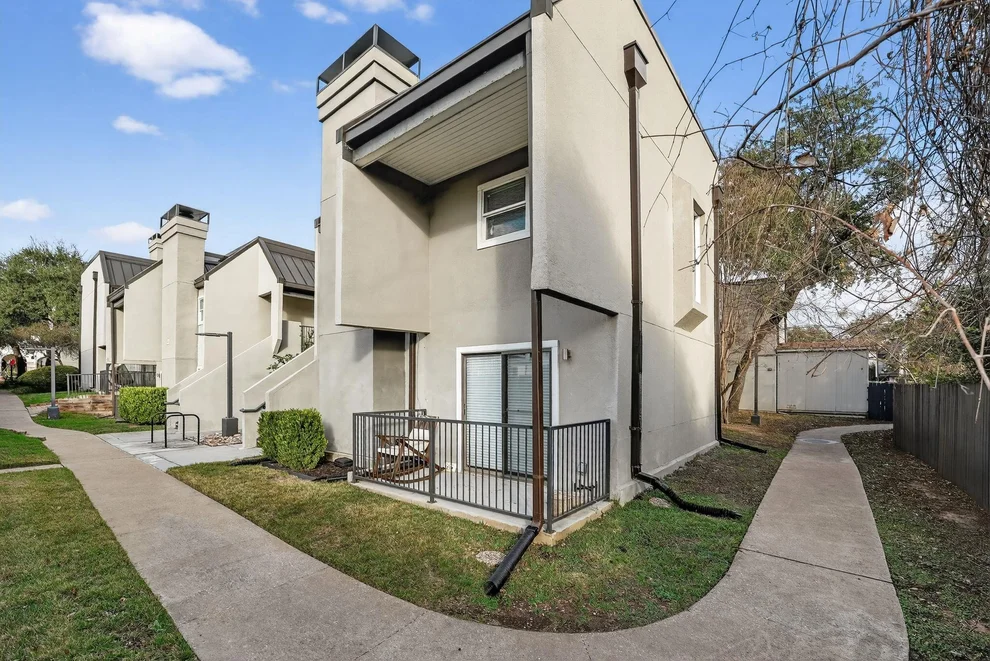 Unit for sale at 935 La Posada DR, Austin, TX 78752