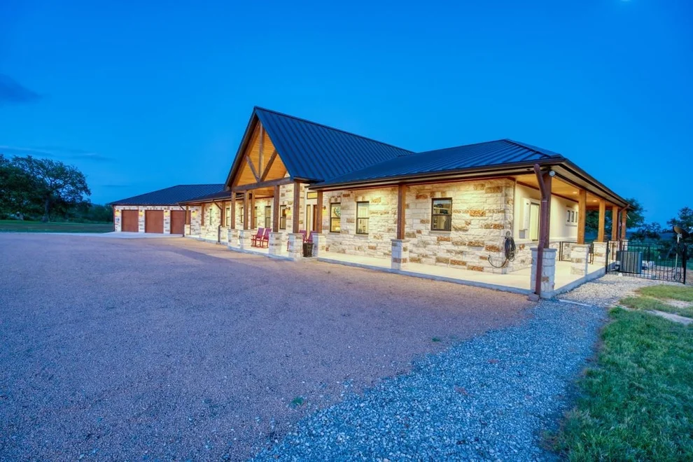 Unit for sale at 195 Chimney Cove DR, Marble Falls, TX 78654
