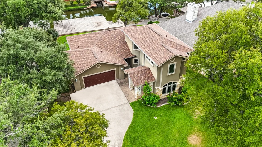 Unit for sale at 207 Crane DR, Marble Falls, TX 78654