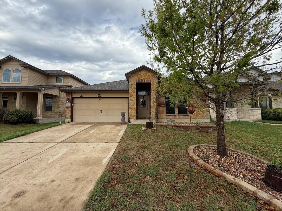 Unit for sale at 5202 Dauphin DR, Belton, TX 76513