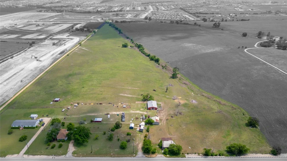 Unit for sale at 1500 & 1520 E Fm 487, Jarrell, TX 76537
