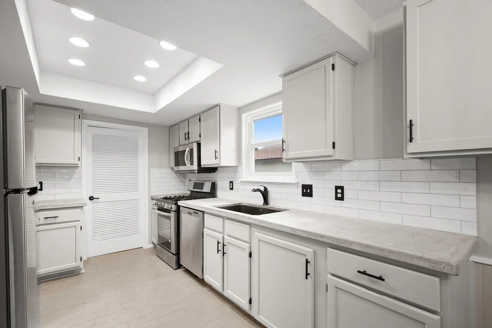 Unit for sale at 211 Woodmont DR, Georgetown, TX 78628