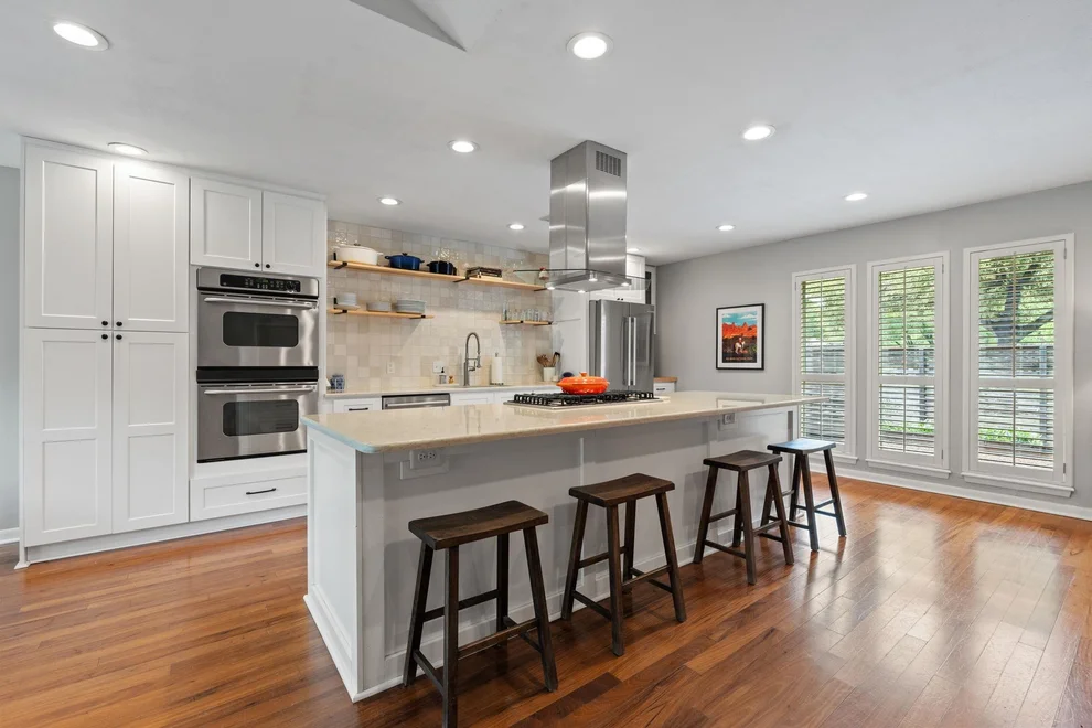 Unit for sale at 5911 West Gate BLVD, Austin, TX 78745