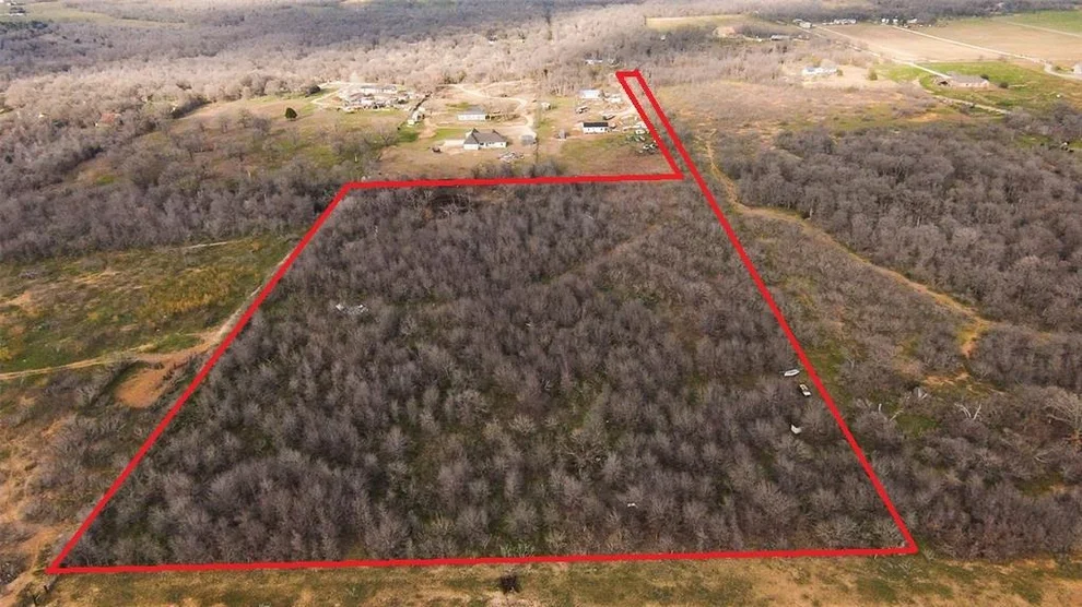 Unit for sale at 325 Youngs Prairie RD, Elgin, TX 78621